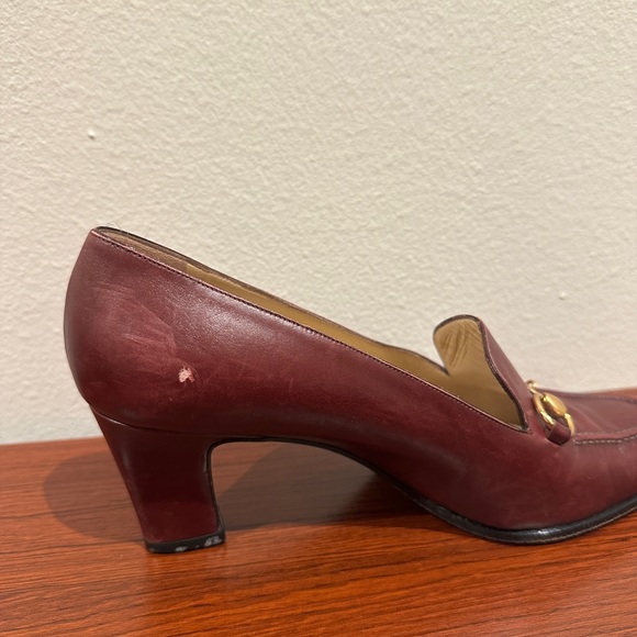 Vintage Gucci Women's Burgundy Horsebit Heels Size 7.5 B - Picture 4 of 5